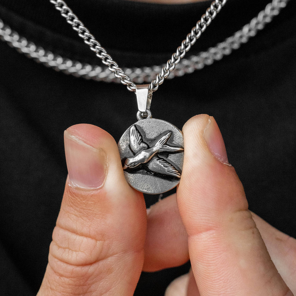 Loyalty Pendant & Chain