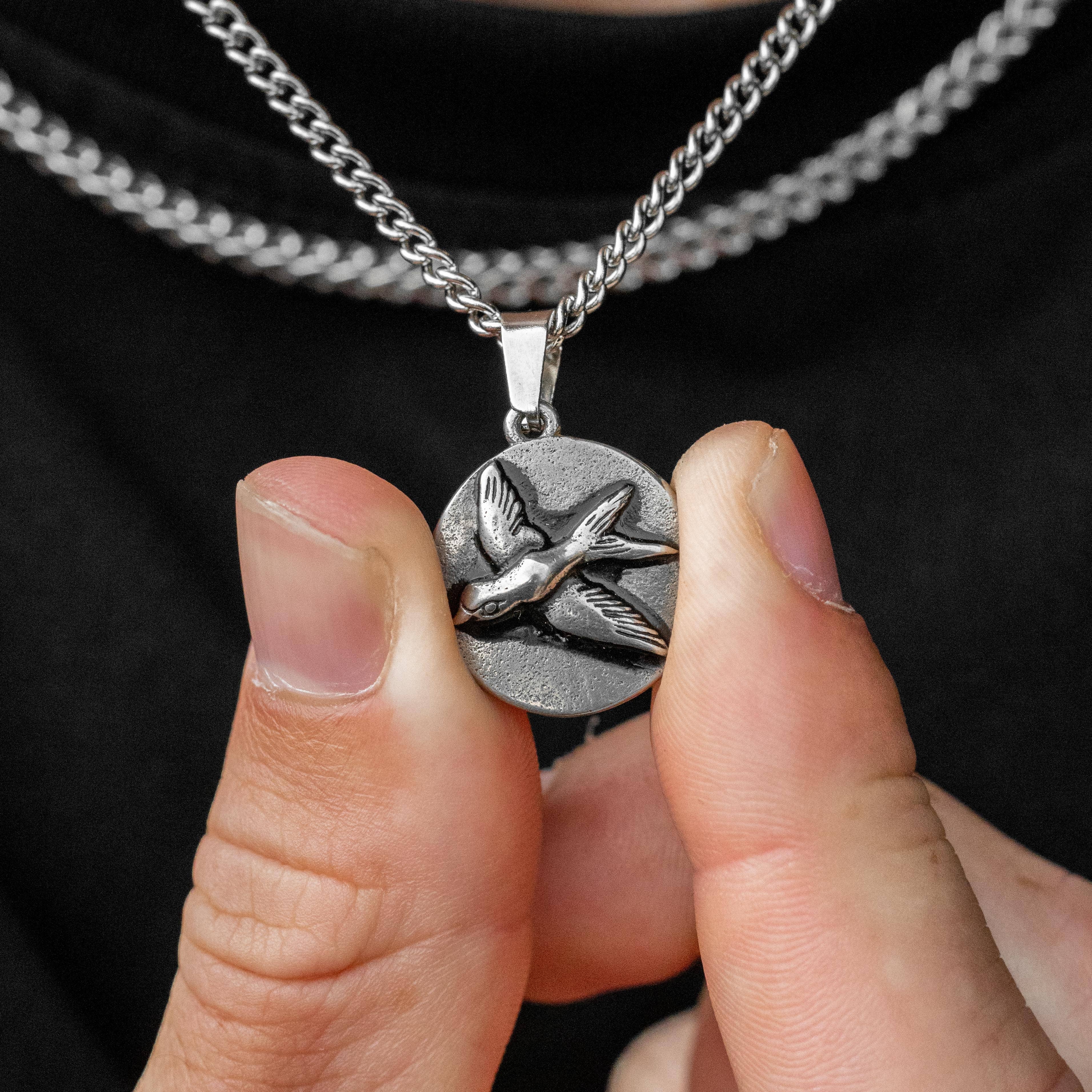 Loyalty Pendant & Chain